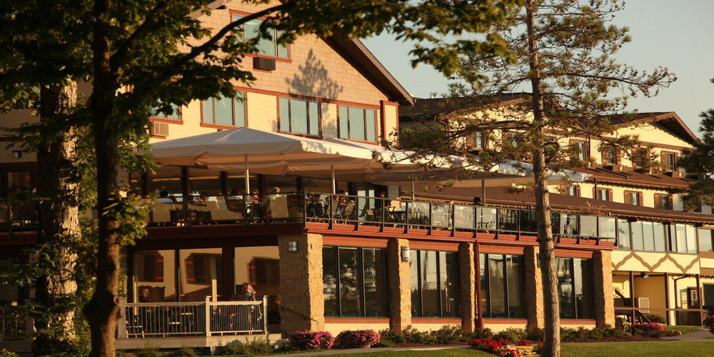 Chestnut Mountain Resort Галена Екстериор снимка